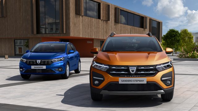 Dacia Sandero en Dacia Sander Stepway vooraanzicht