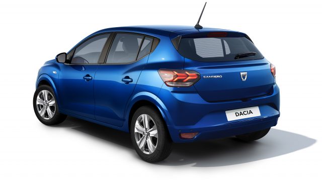 Studiobeeld Dacia Sandero driekwart achter