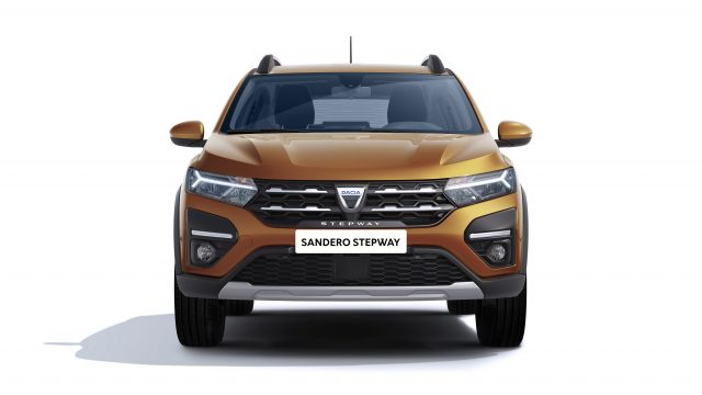 Studiobeeld Dacia Sandero Stepway vooraanzicht